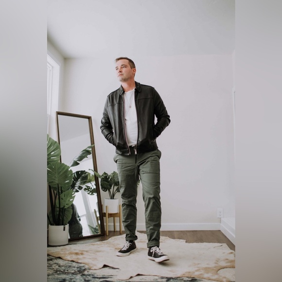 New Vuori Men’s Pants Ripstop Climber In Army Size S - Picture 3 of 17